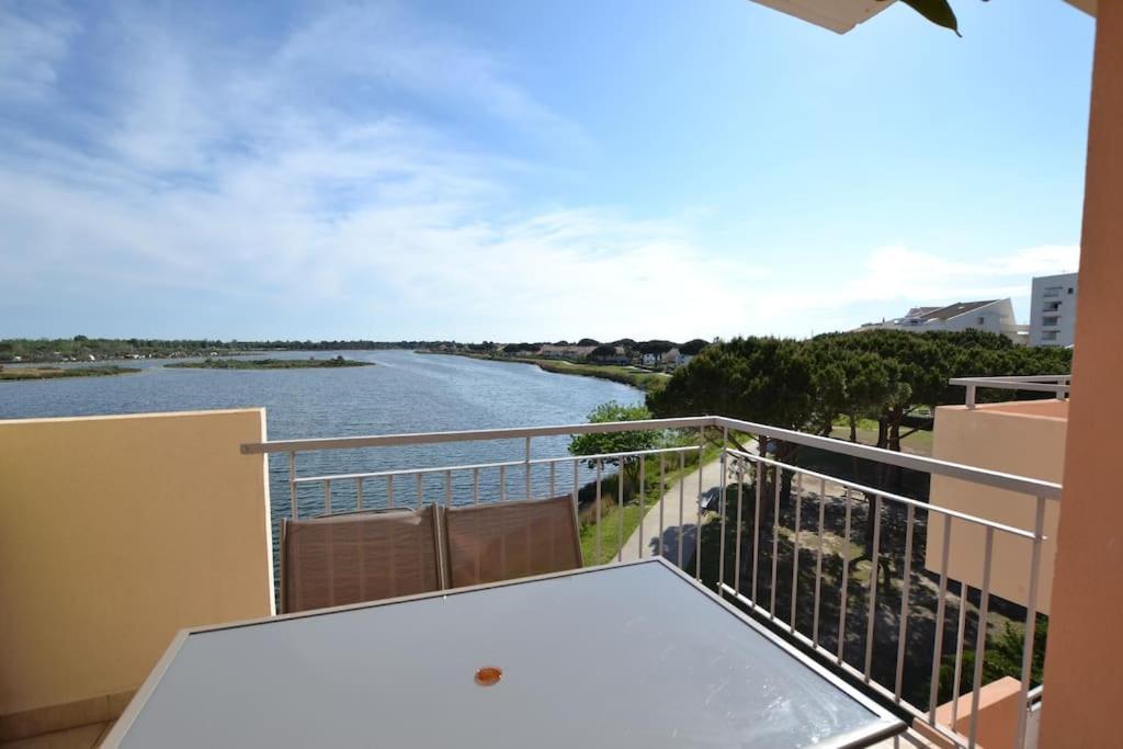 Les Rives Du Lac Salonique Apartamento Le Grau-du-Roi Exterior foto